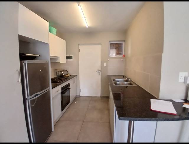 2 BEDROOM TOWNHOUSE FOR SALE IN ALBEMARLE